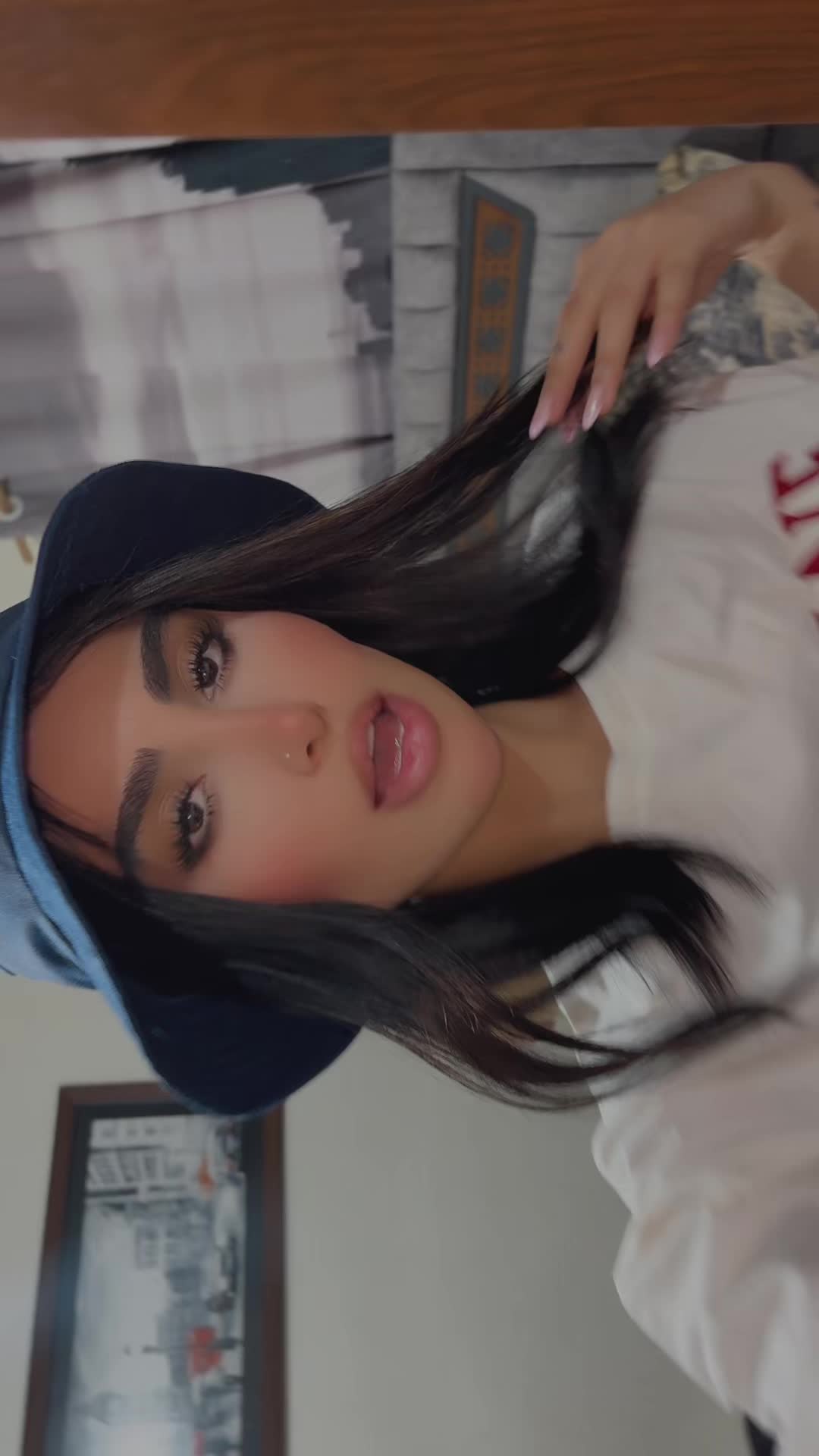 @Mellinyx