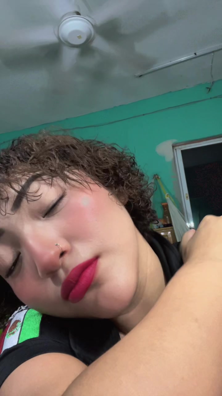 @️