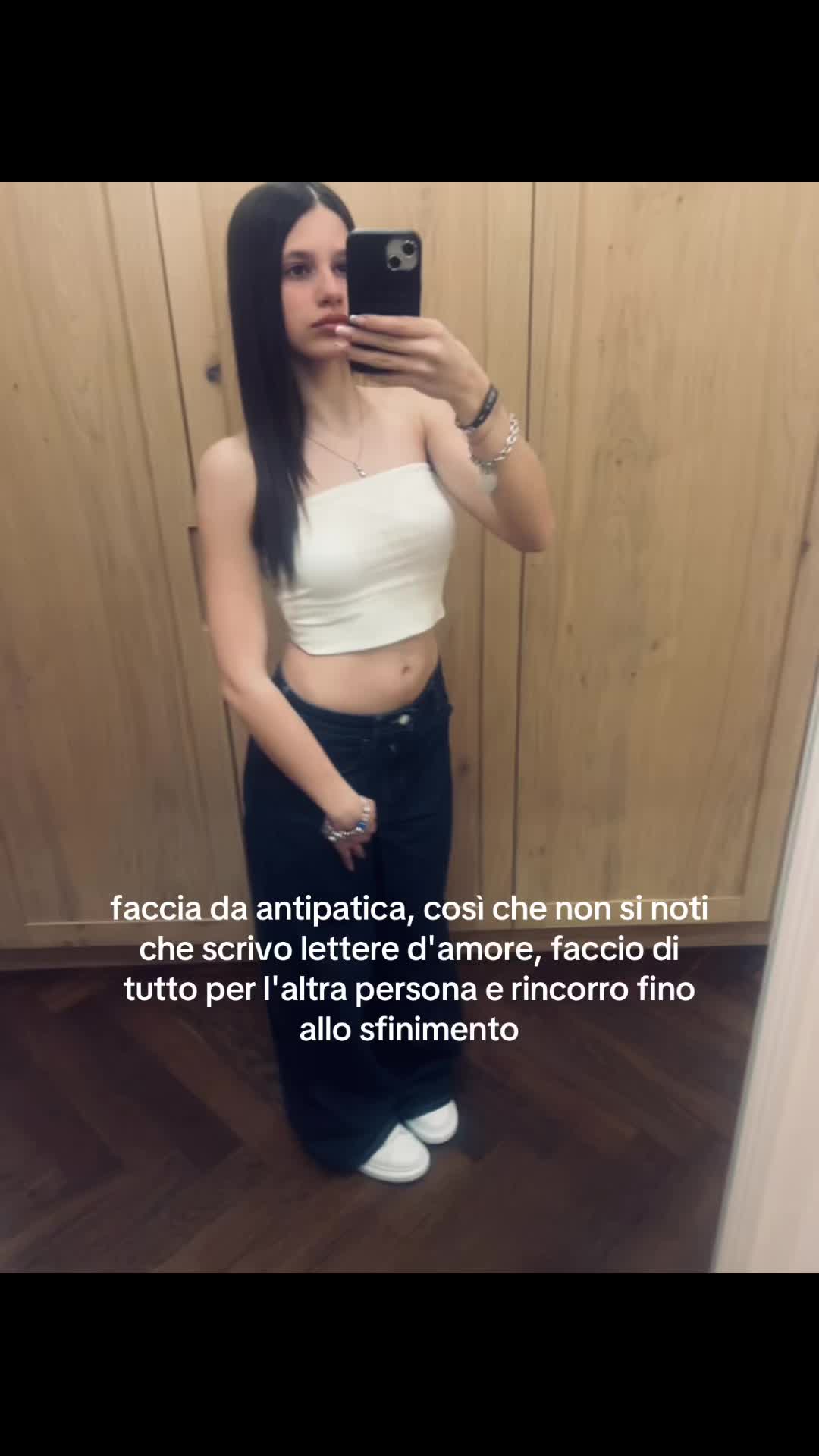 @𝓂𝒶𝓇𝓉𝒾𝓃𝒶🪬