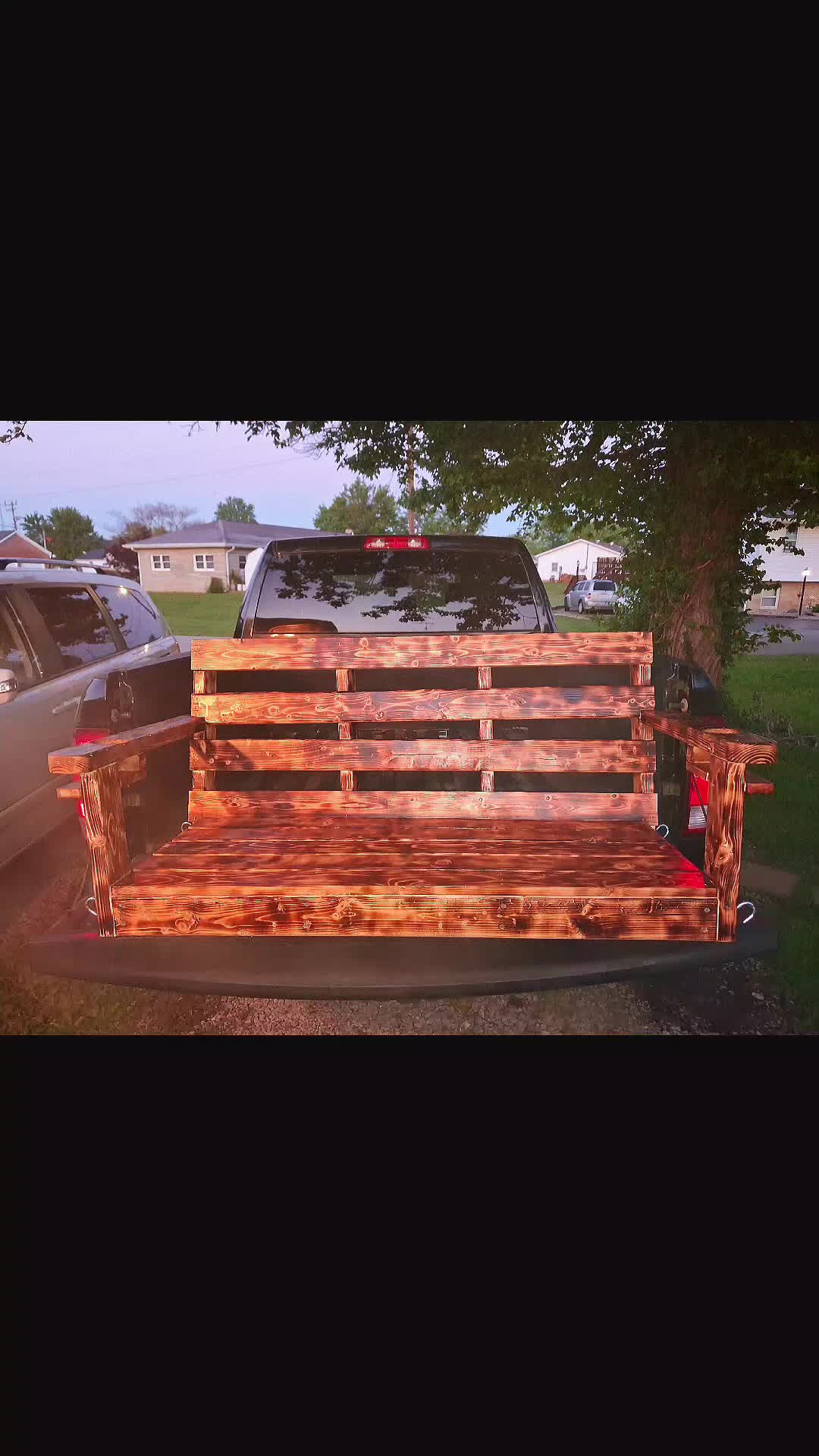 @Jason Woodworker/Artist