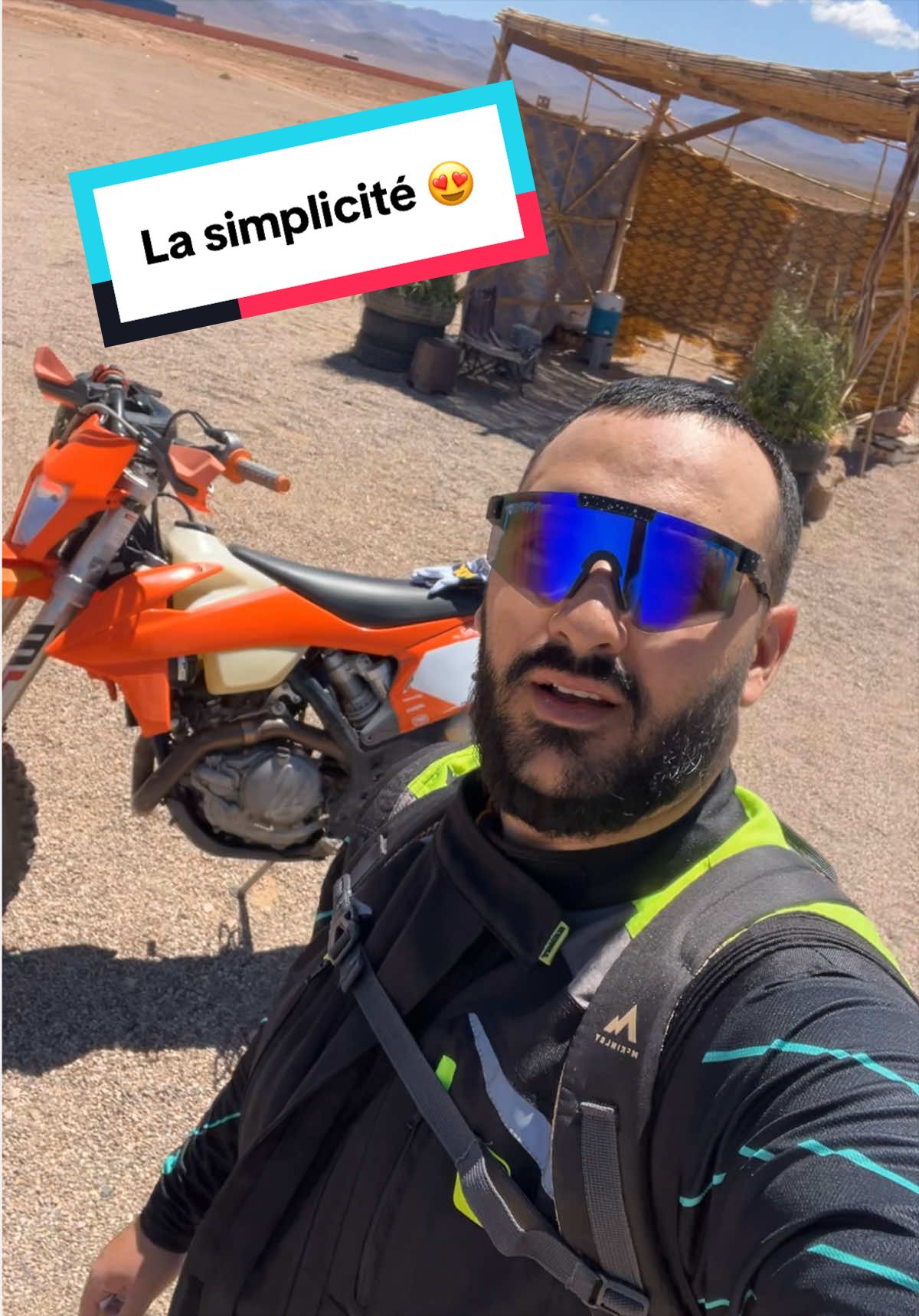 @LE CAMÉLÉON