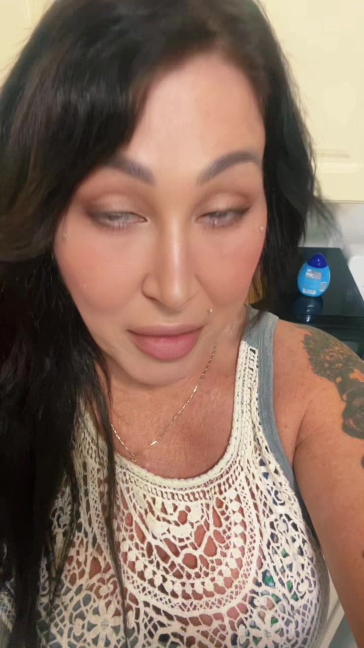 @Italiangirl🇮🇹native🇨🇦🇨🇦