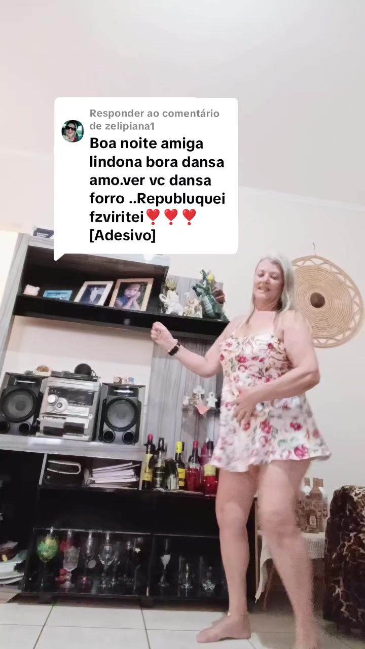 @loira rom&acirc;ntica