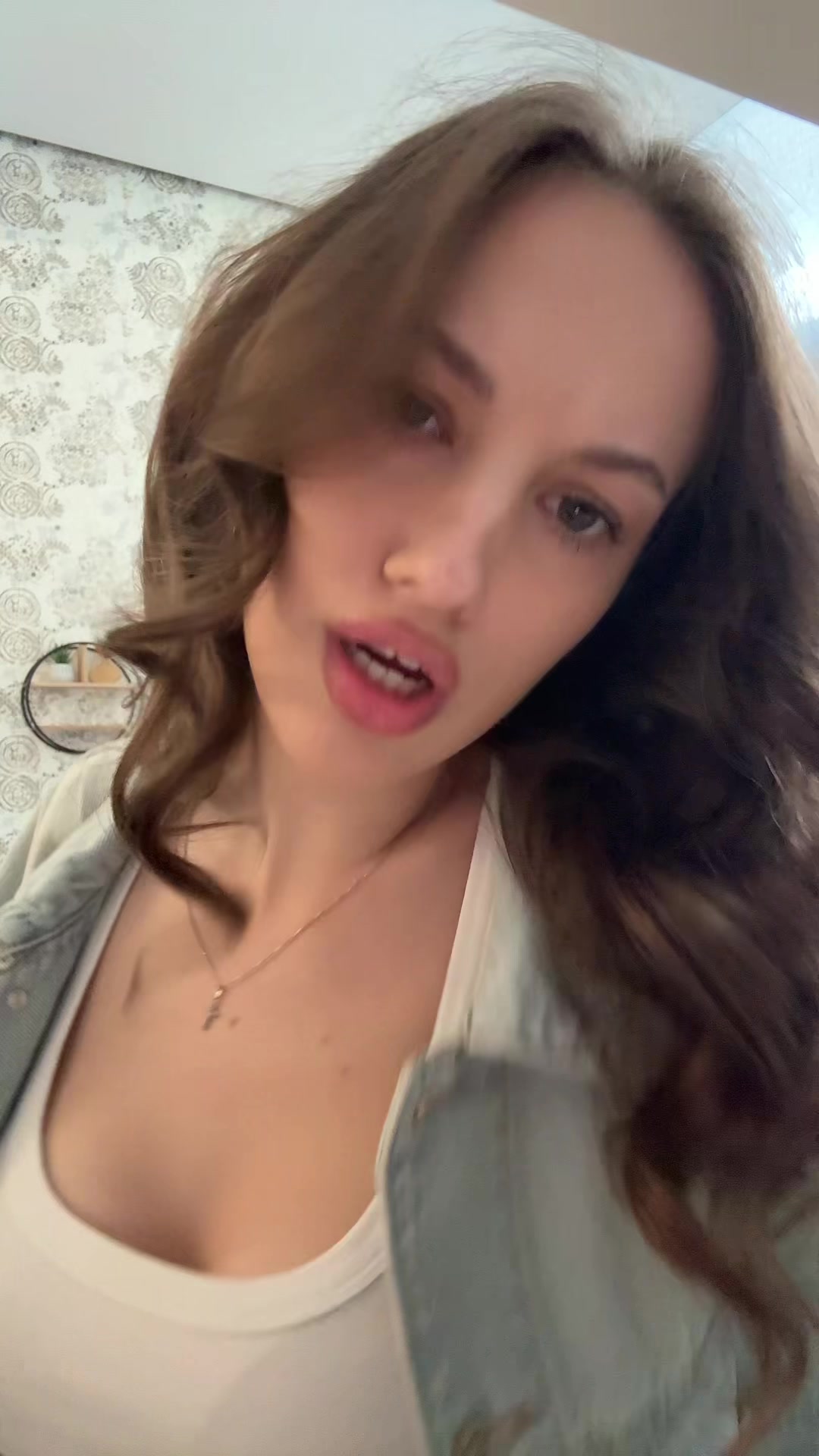 @Даша