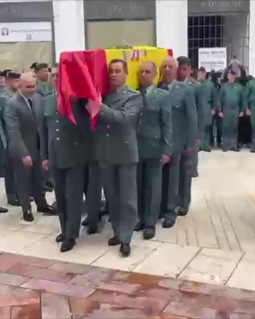 @Guardia Civil