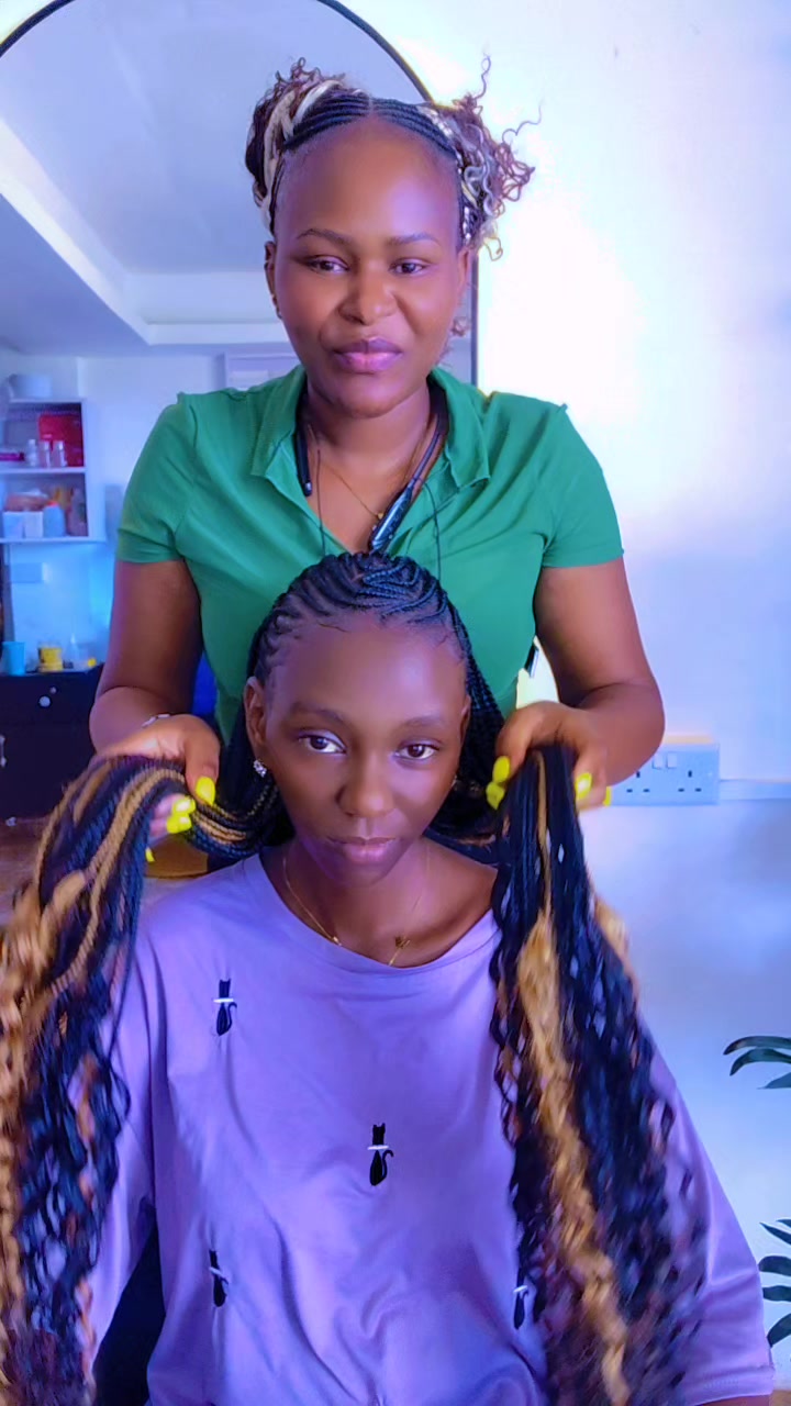 @Maryzippy the hairdresser 😍
