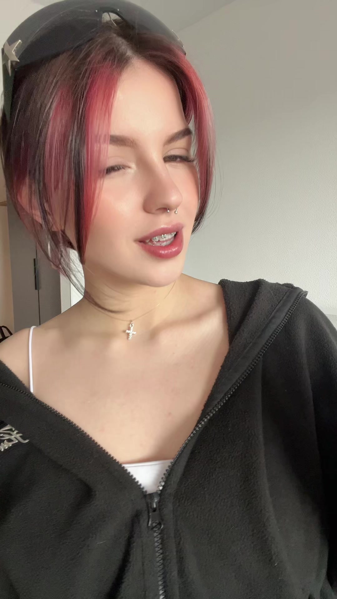 @тгк:@FinesseKitty
