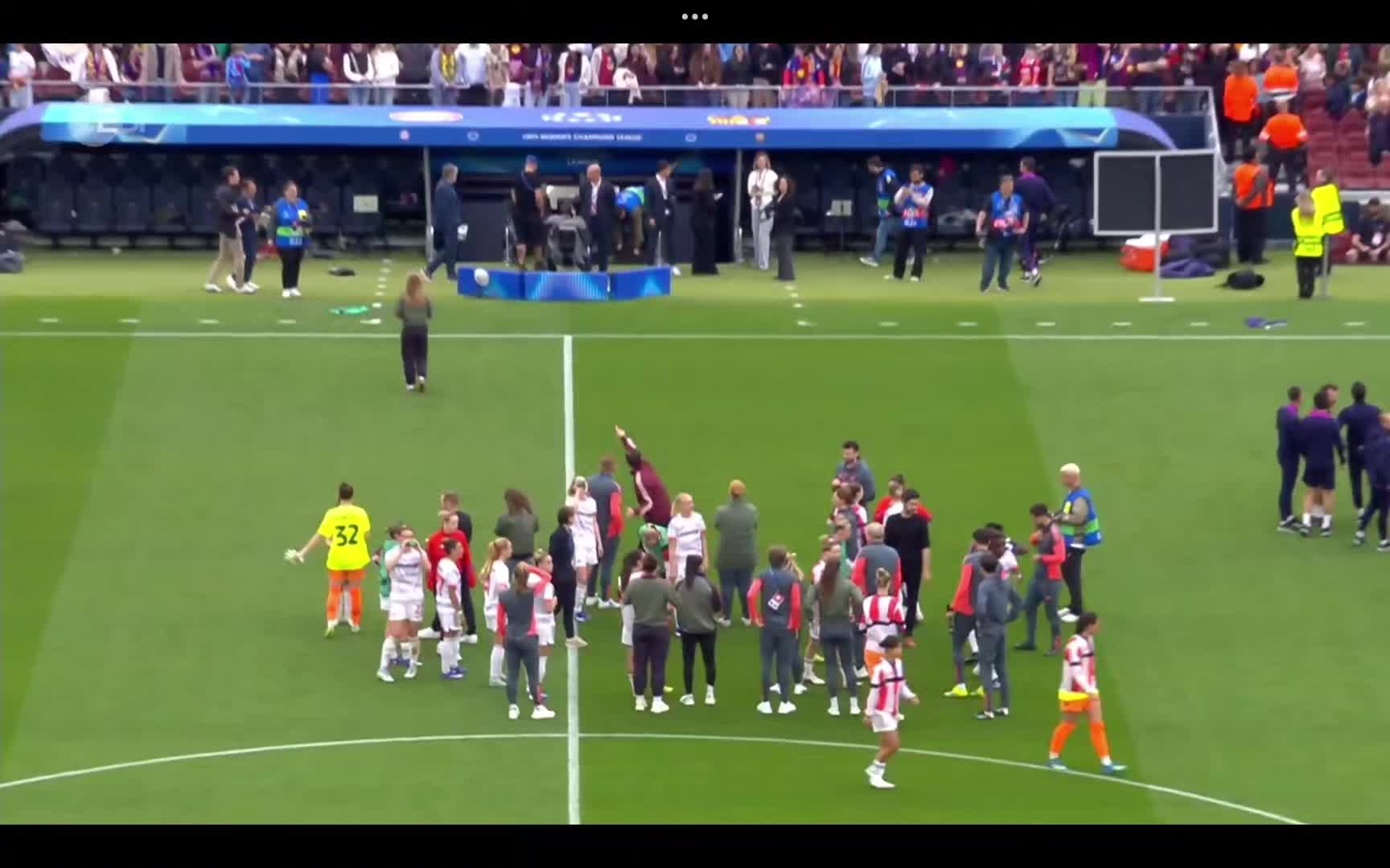 @Women Football girl