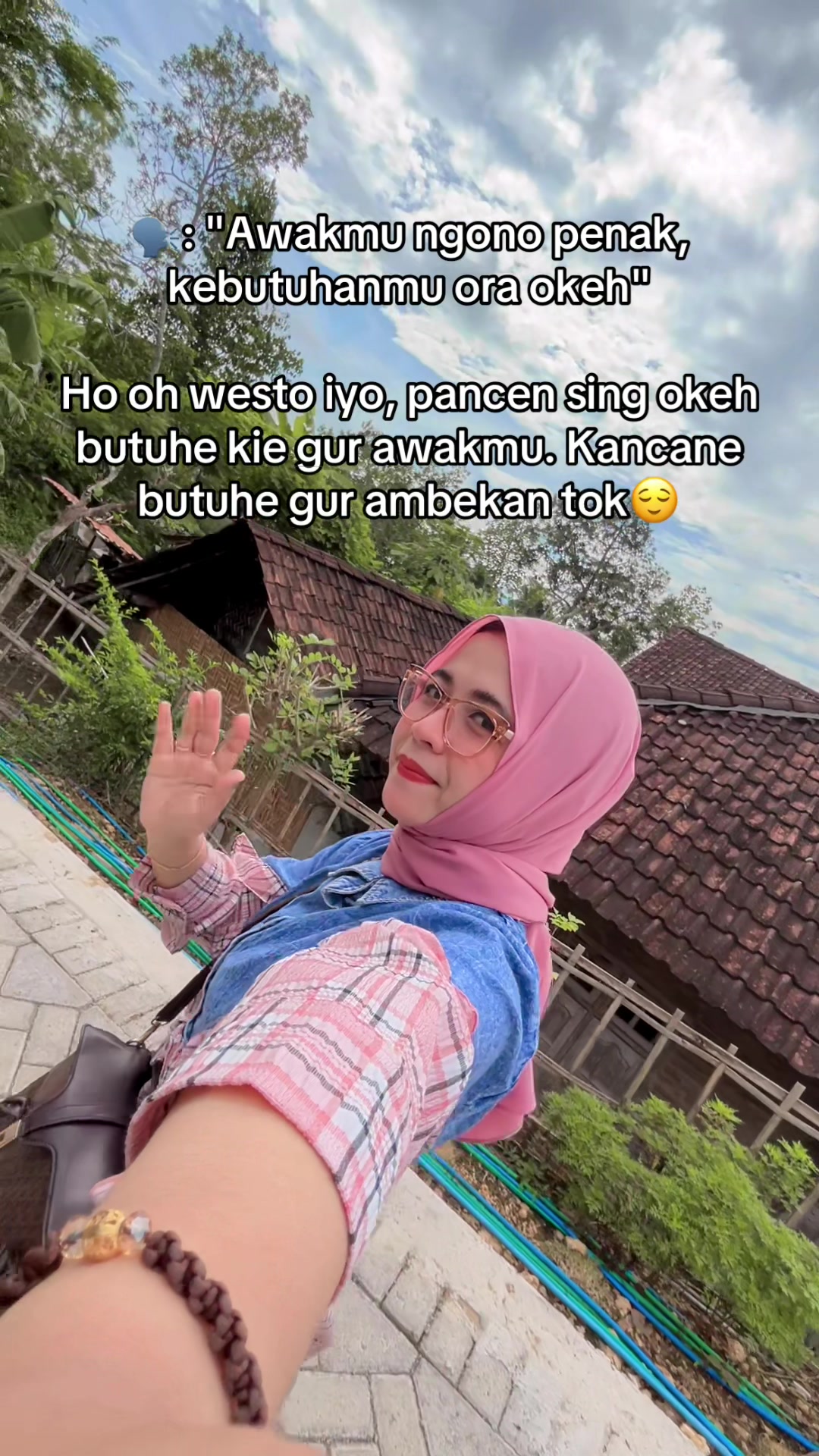 @AYUDITA
