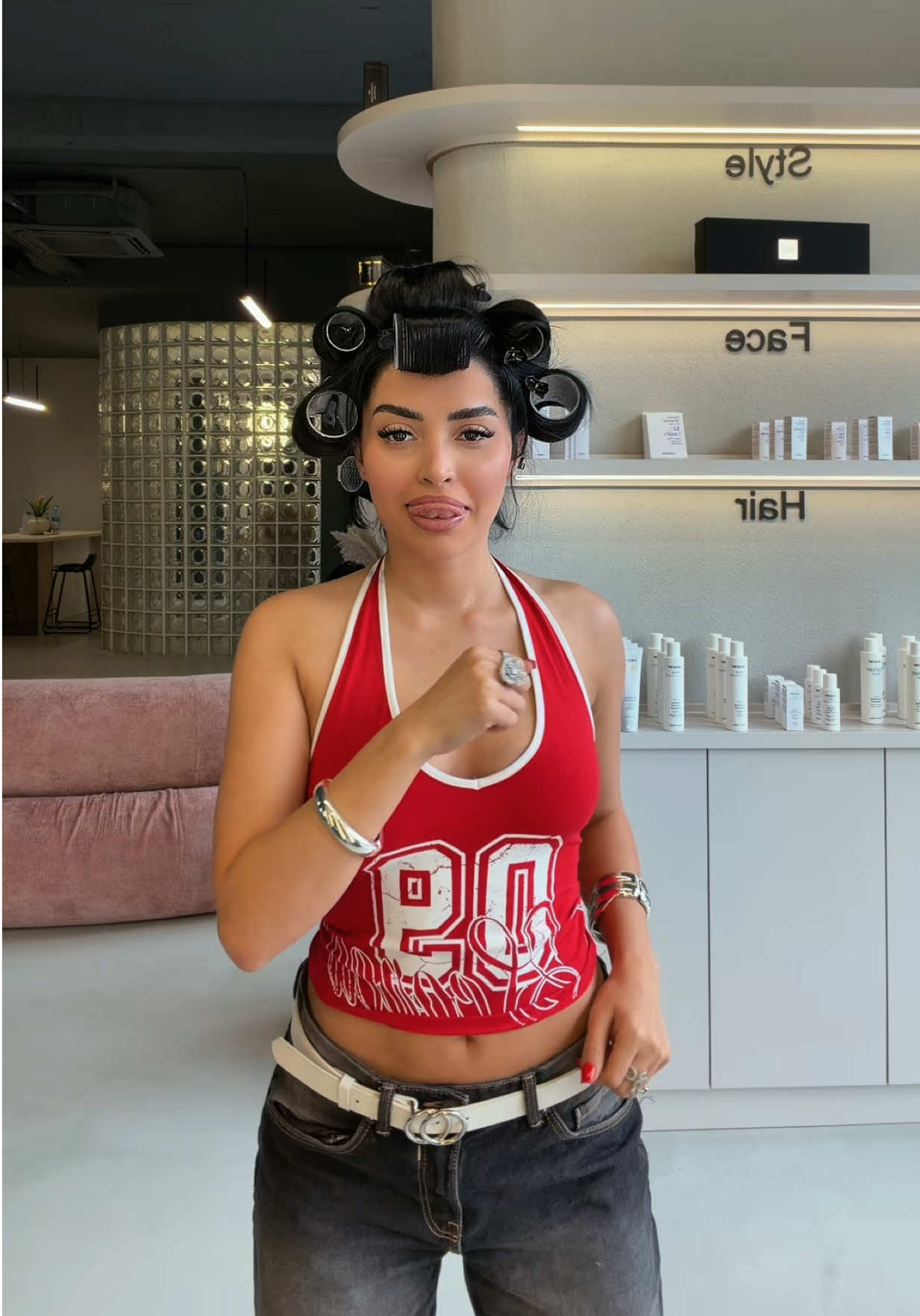 @ANISA VESELI 🎀
