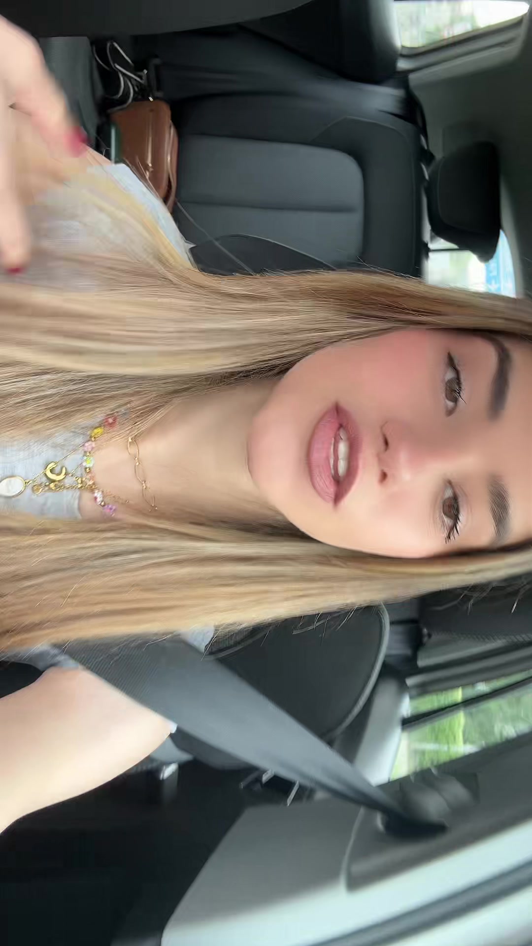 @ceci🐿️