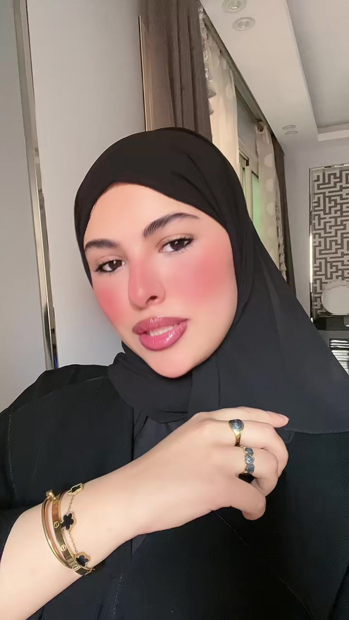 @𝗟𝗼𝗺𝗮✰