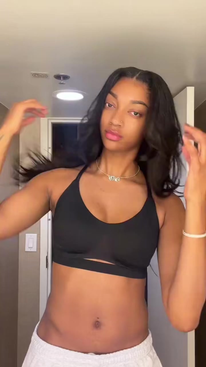 @basketballqueen010