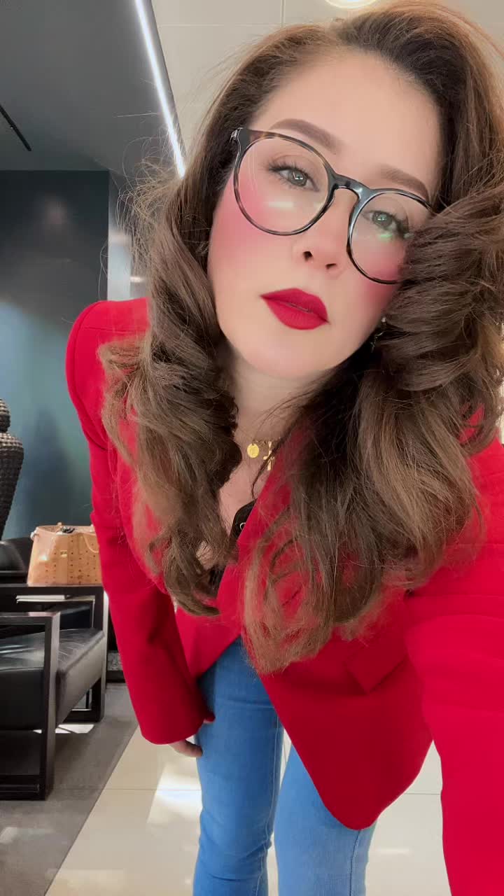 @Isabelita