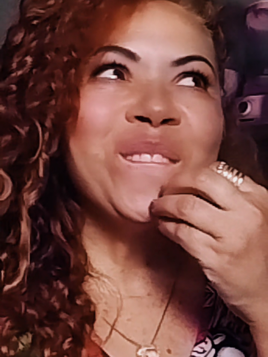 @Baiana loira