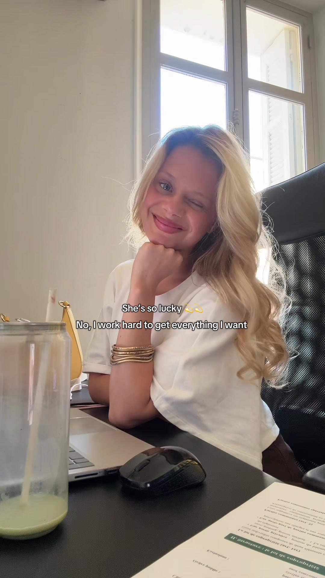 @leoniepapilloon