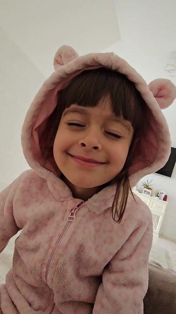 @Emilia.N