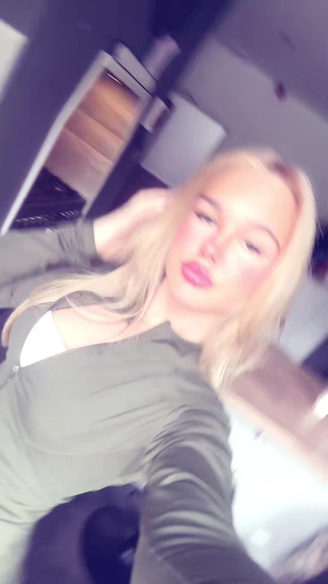 @elzz