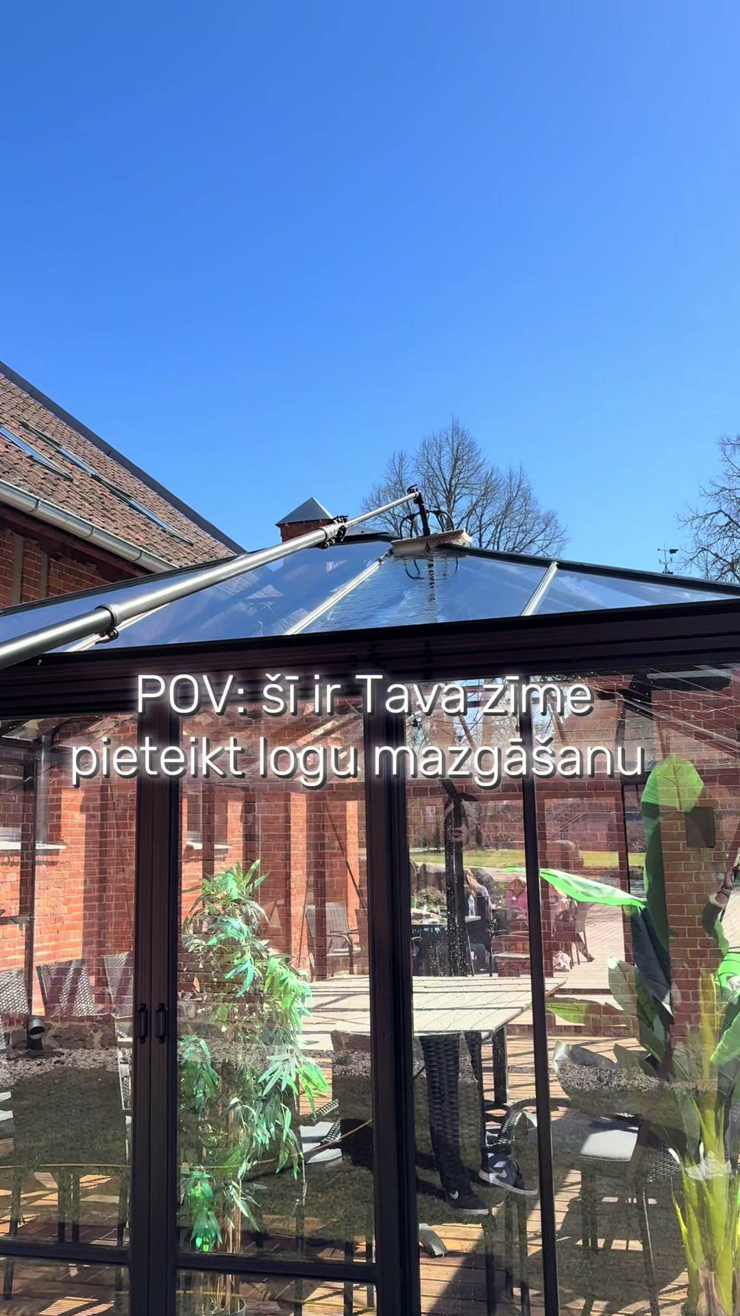 @Logu tīrī&scaron;ana