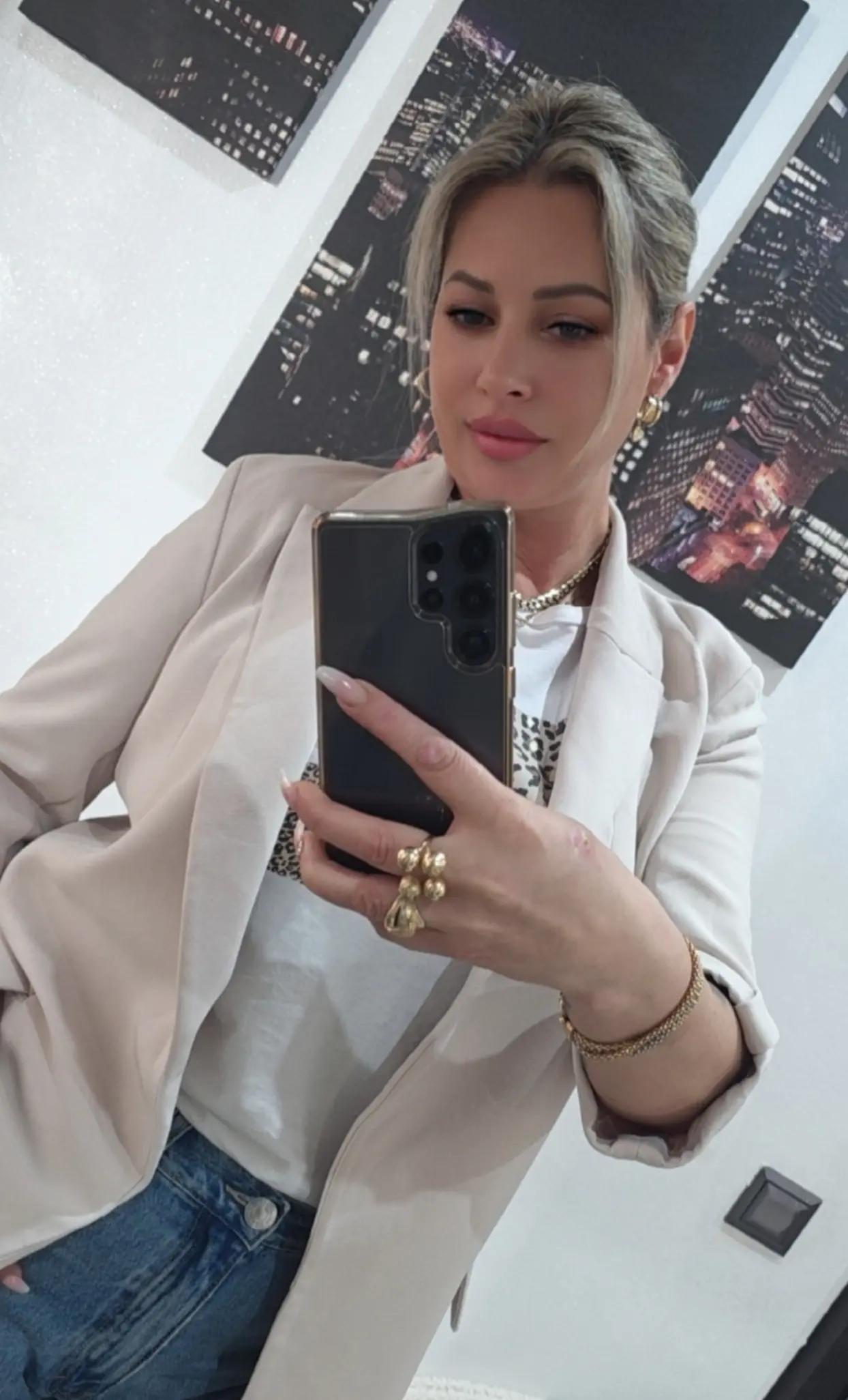 @⚜️Mihaela Jit⚜️