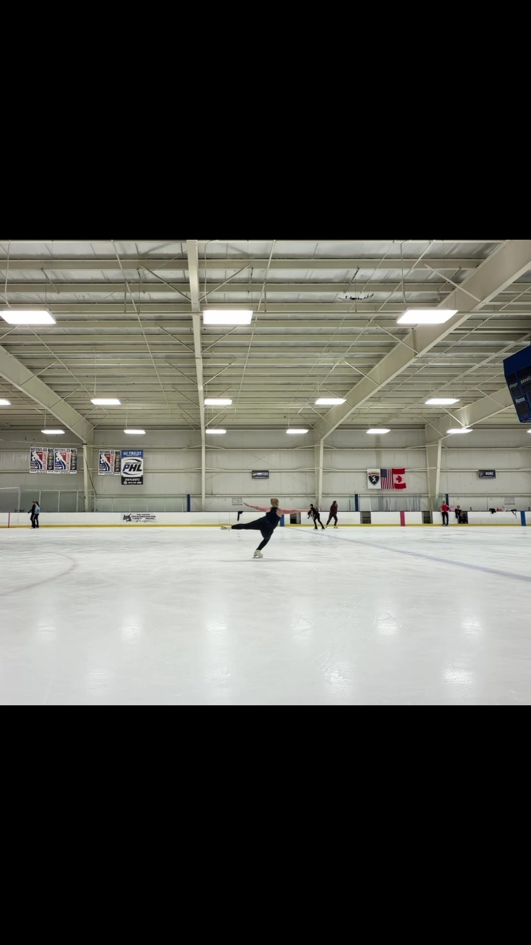 @Brit⛸️✨🫶🏼