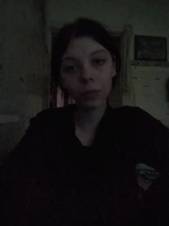 @😼