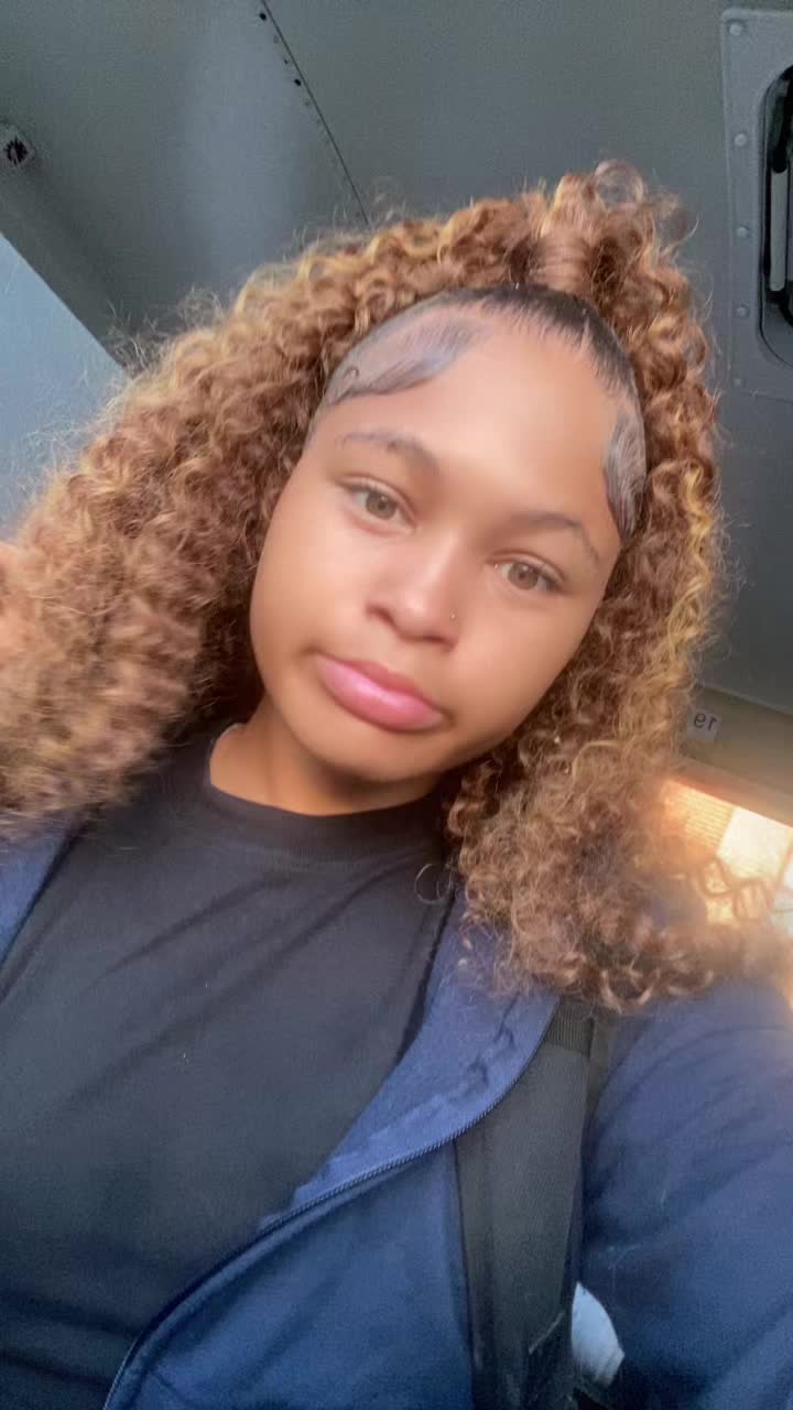 @adoreee.laura