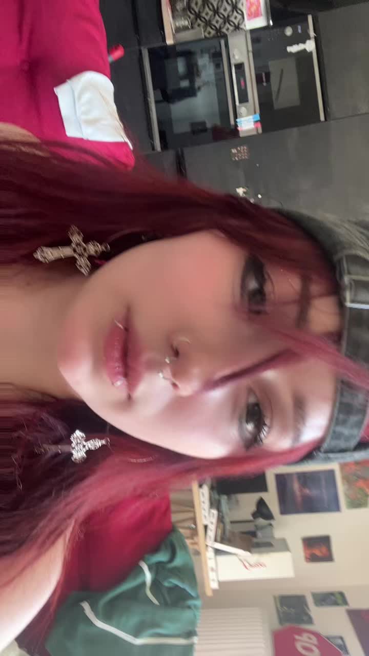 @Mimi 🕷️🌸