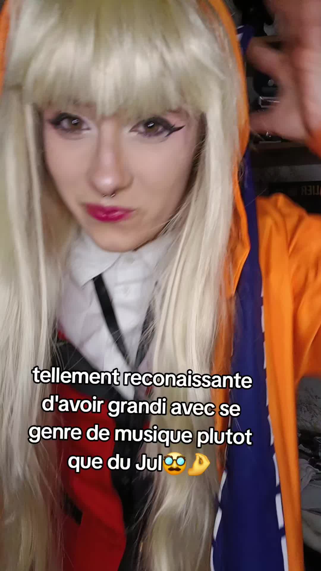 @b.luc
