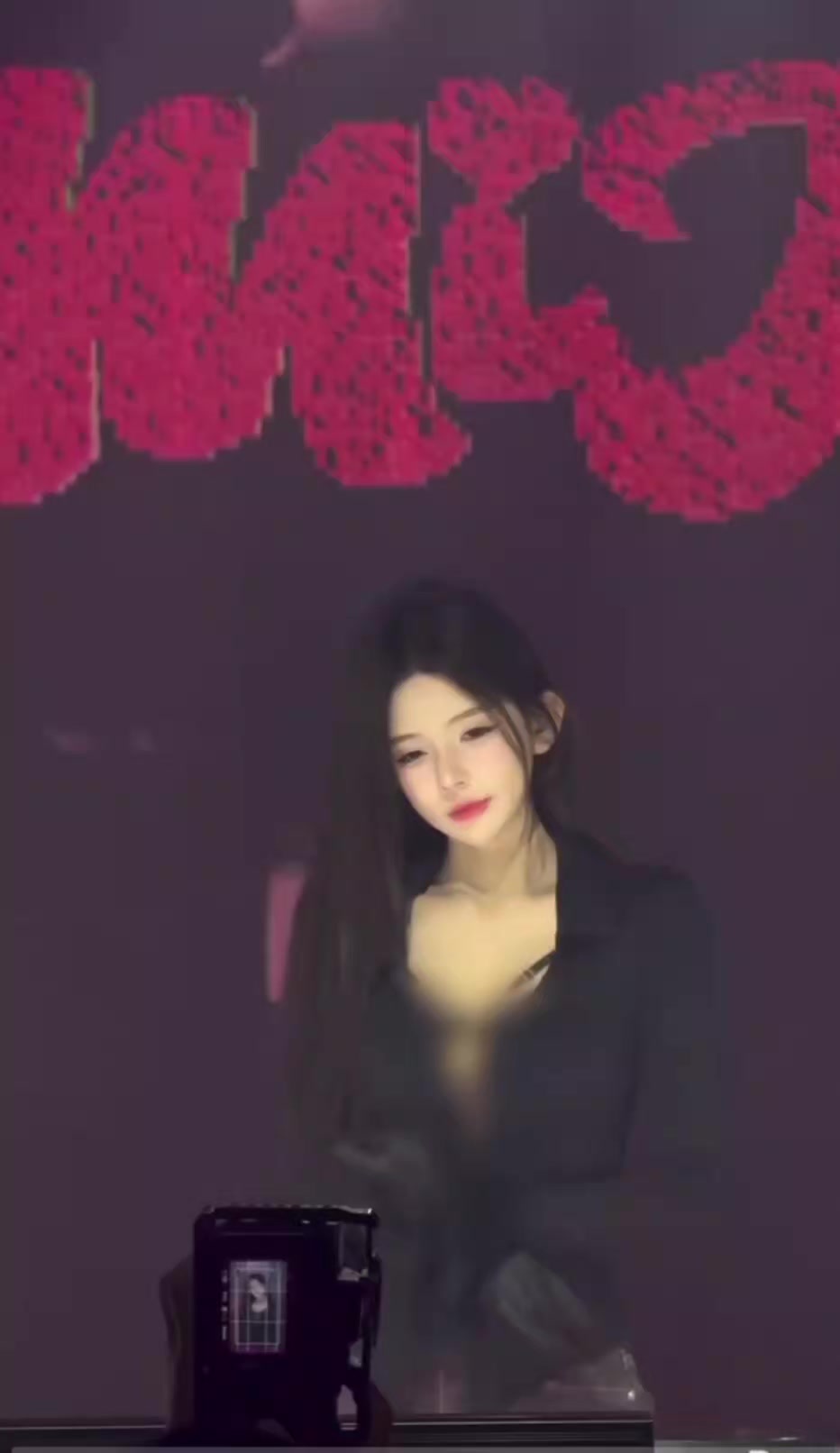 @𝔻𝕁江小白