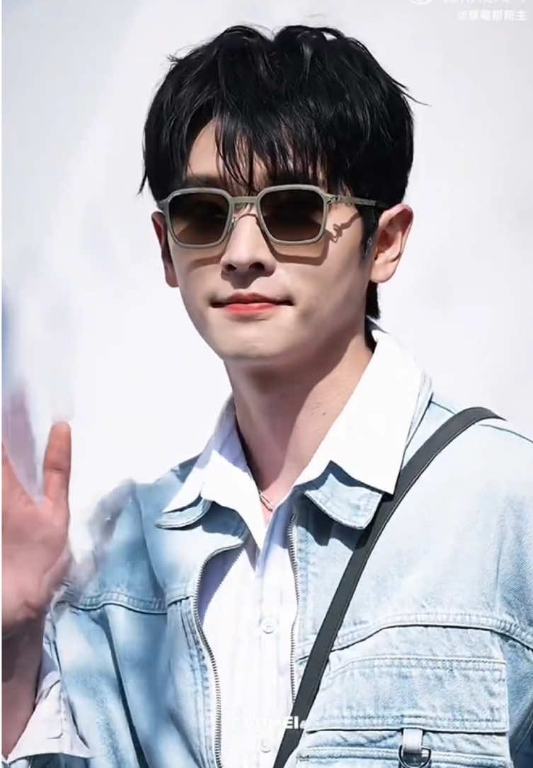 @Người theo đuổi ánh sáng
