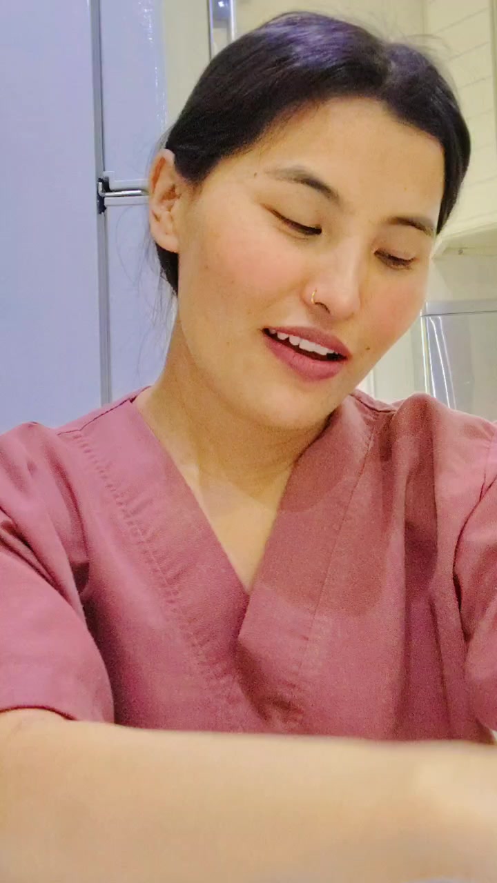 @🦋LaXmIThEeNg💫
