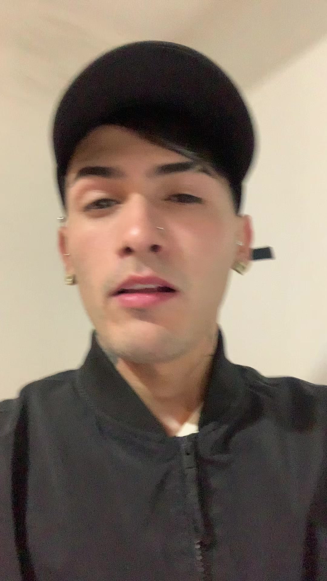 @AxelRobledo