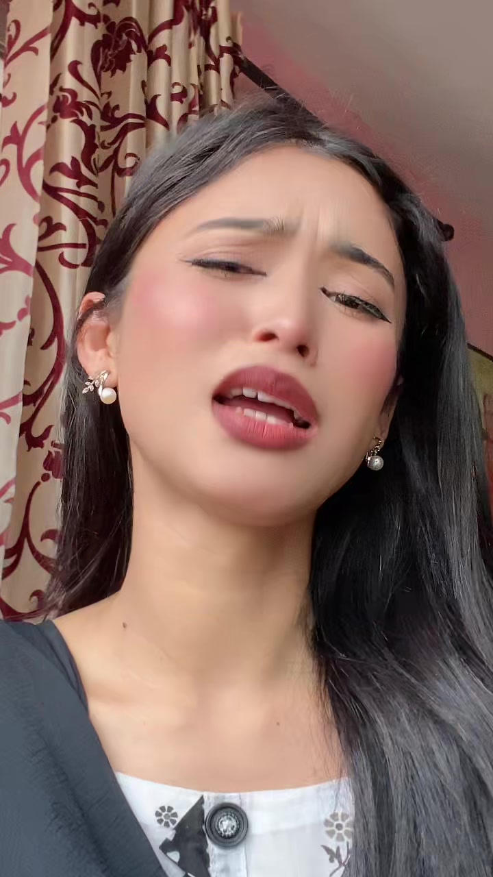 @Dipeee_Thaquri
