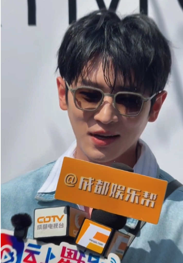 @Người theo đuổi ánh sáng