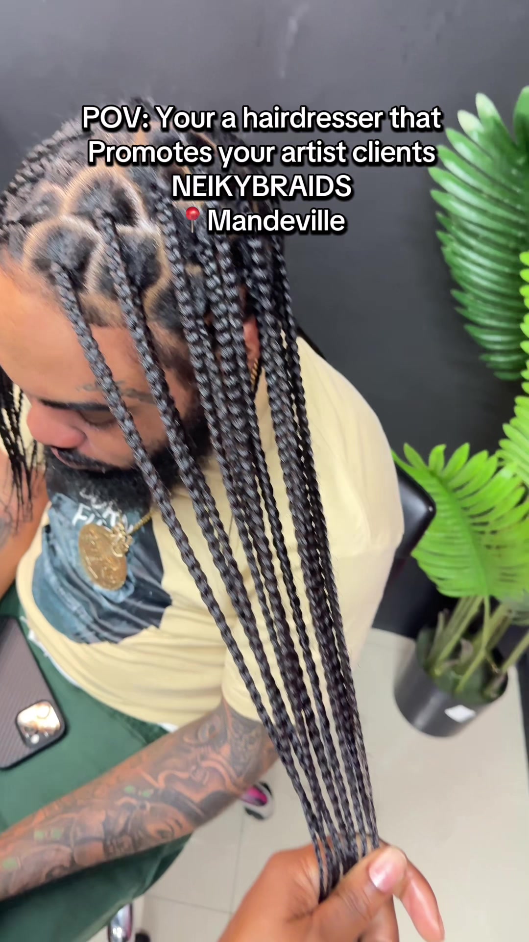 @NEIKY STUDIOS/Neikybraids