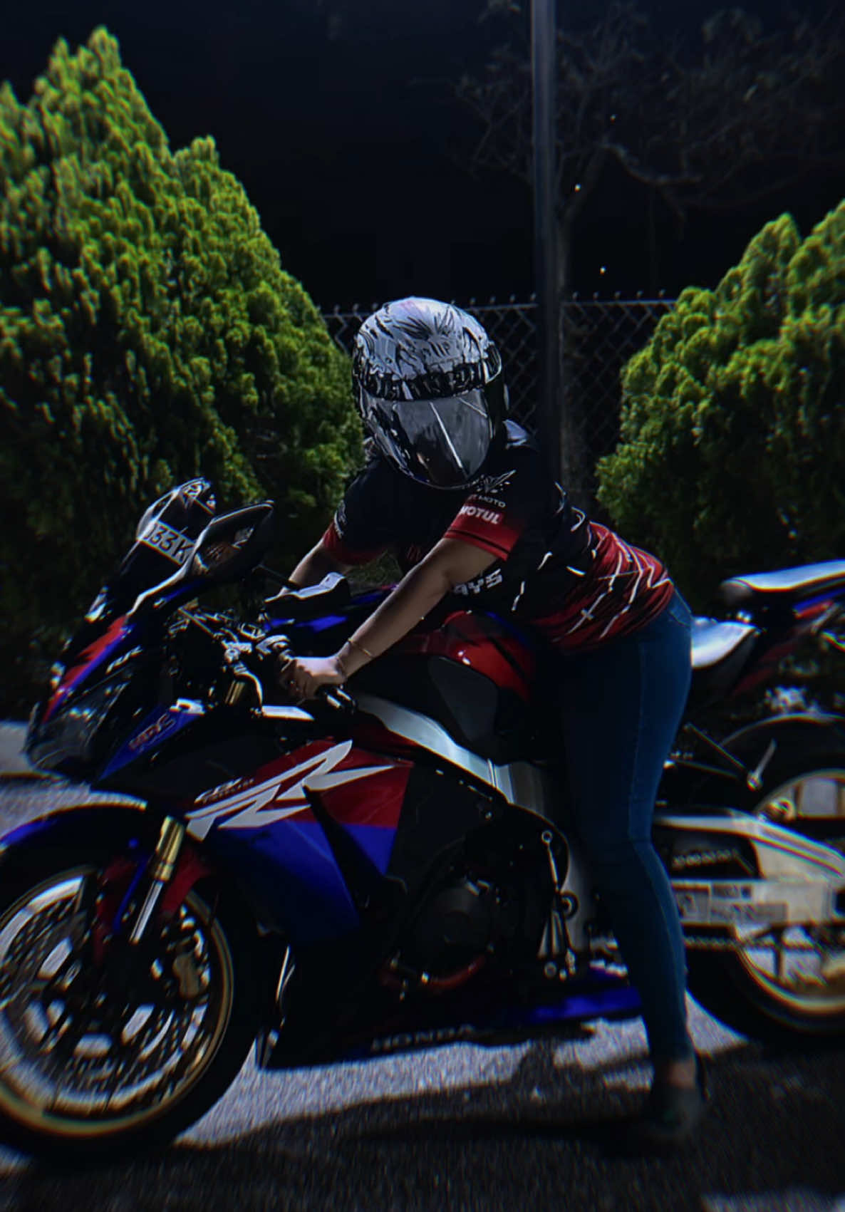 @𝐹𝒾𝓉𝓇𝒾