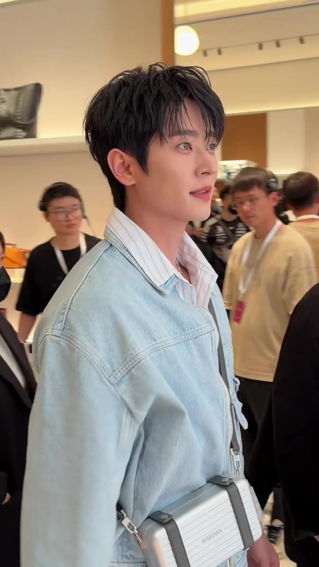 @Người theo đuổi ánh sáng