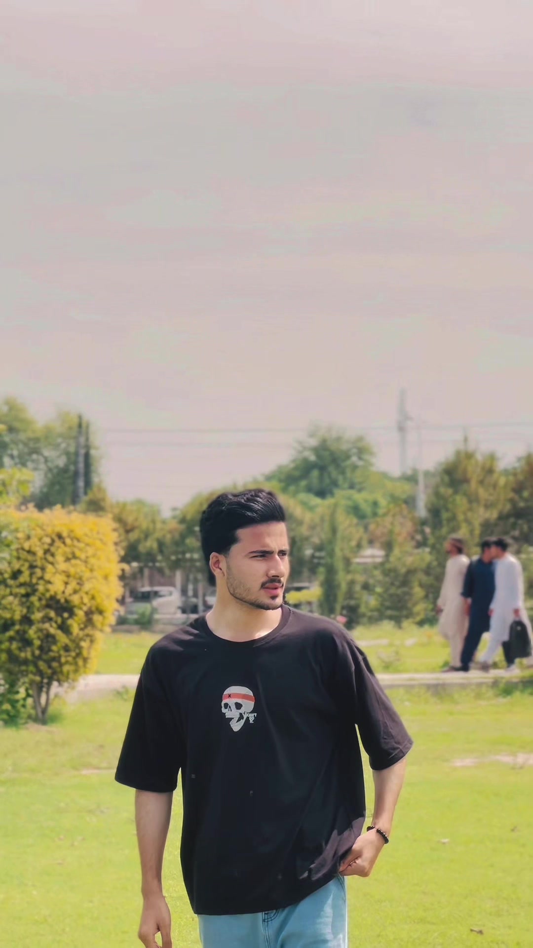 @Hasnain🖤