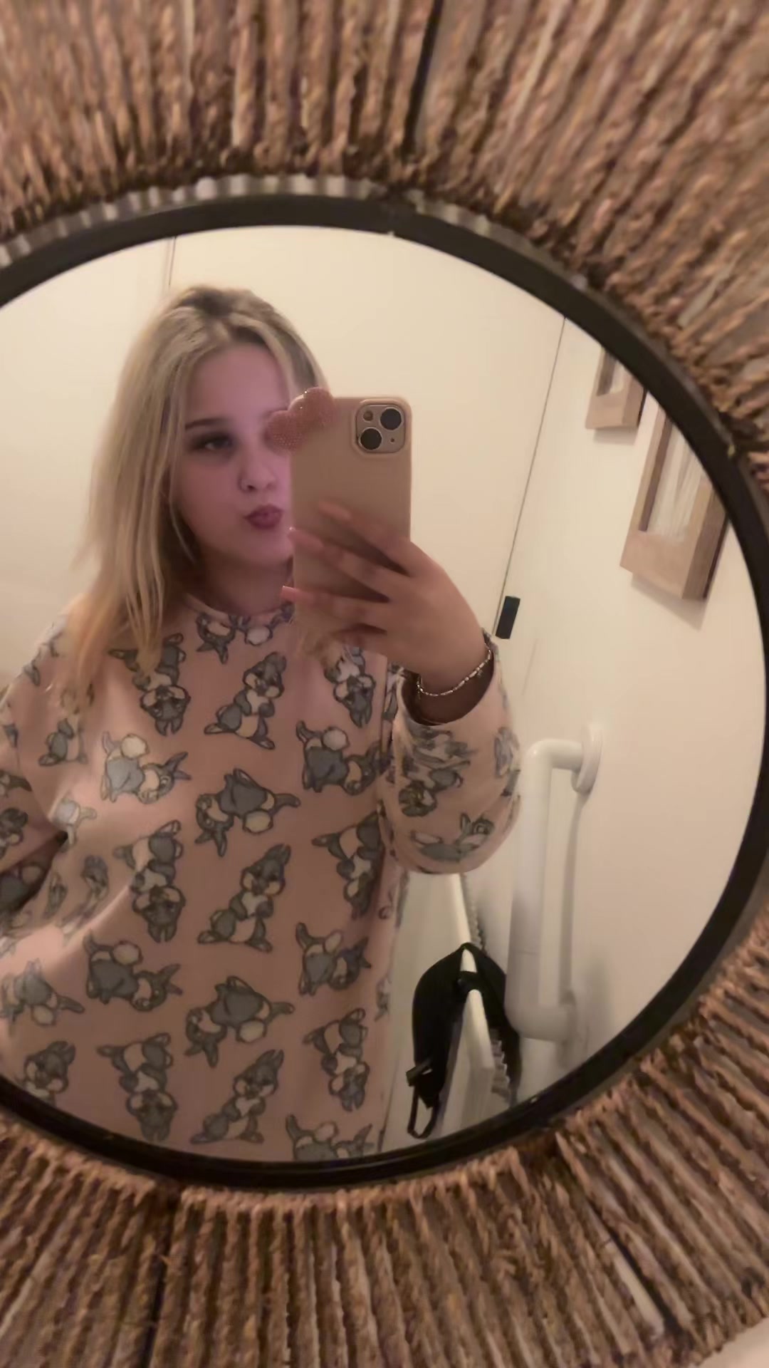 @lilly isobel x