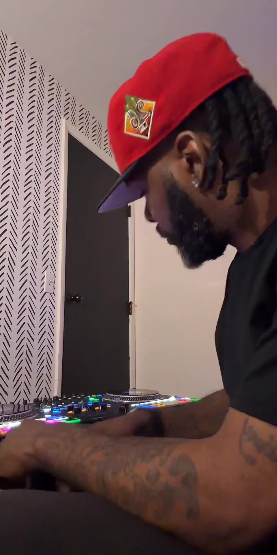 @DJ Savage Sounds