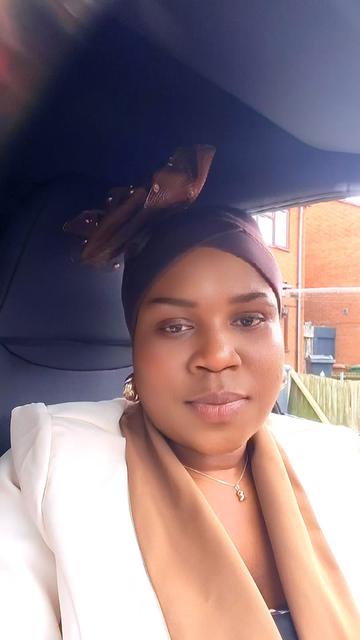 @favour_follow_me