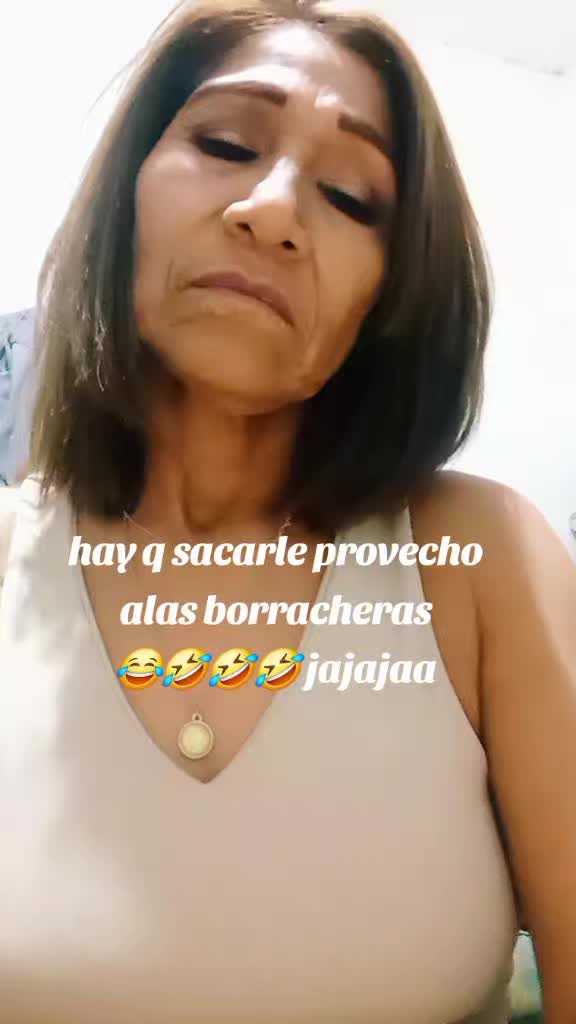 @nomi_molina