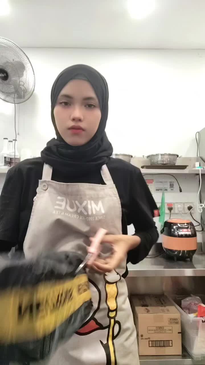 @ayuni naser