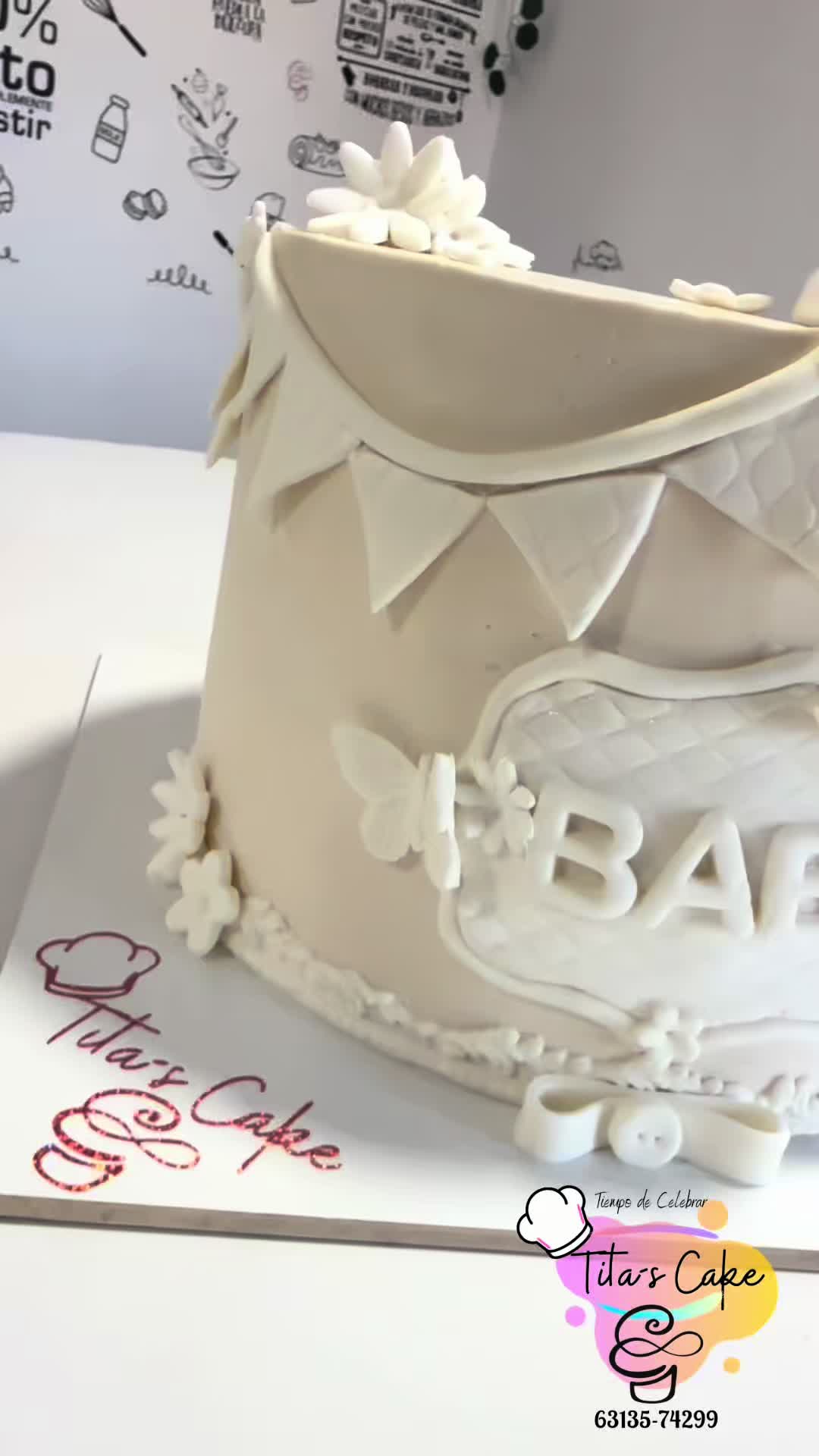 @Tita&rsquo;s Cakes
