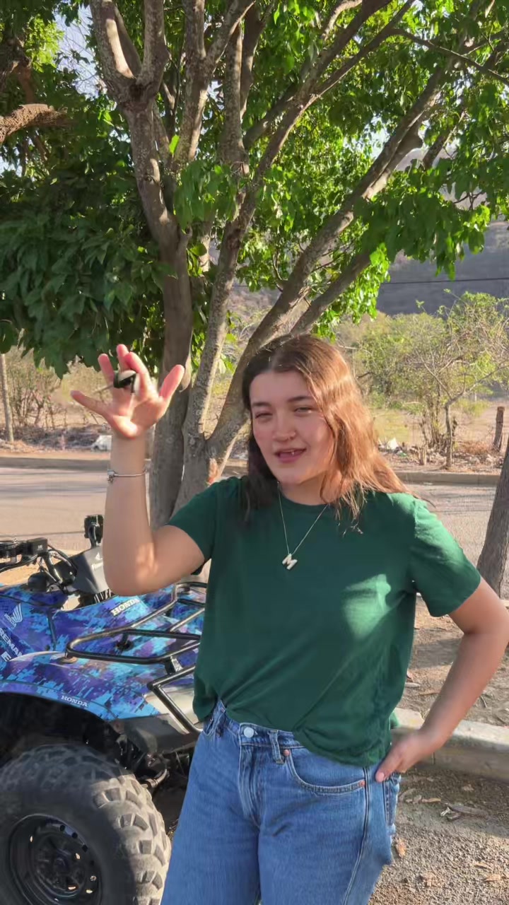 @Gloria Guzman