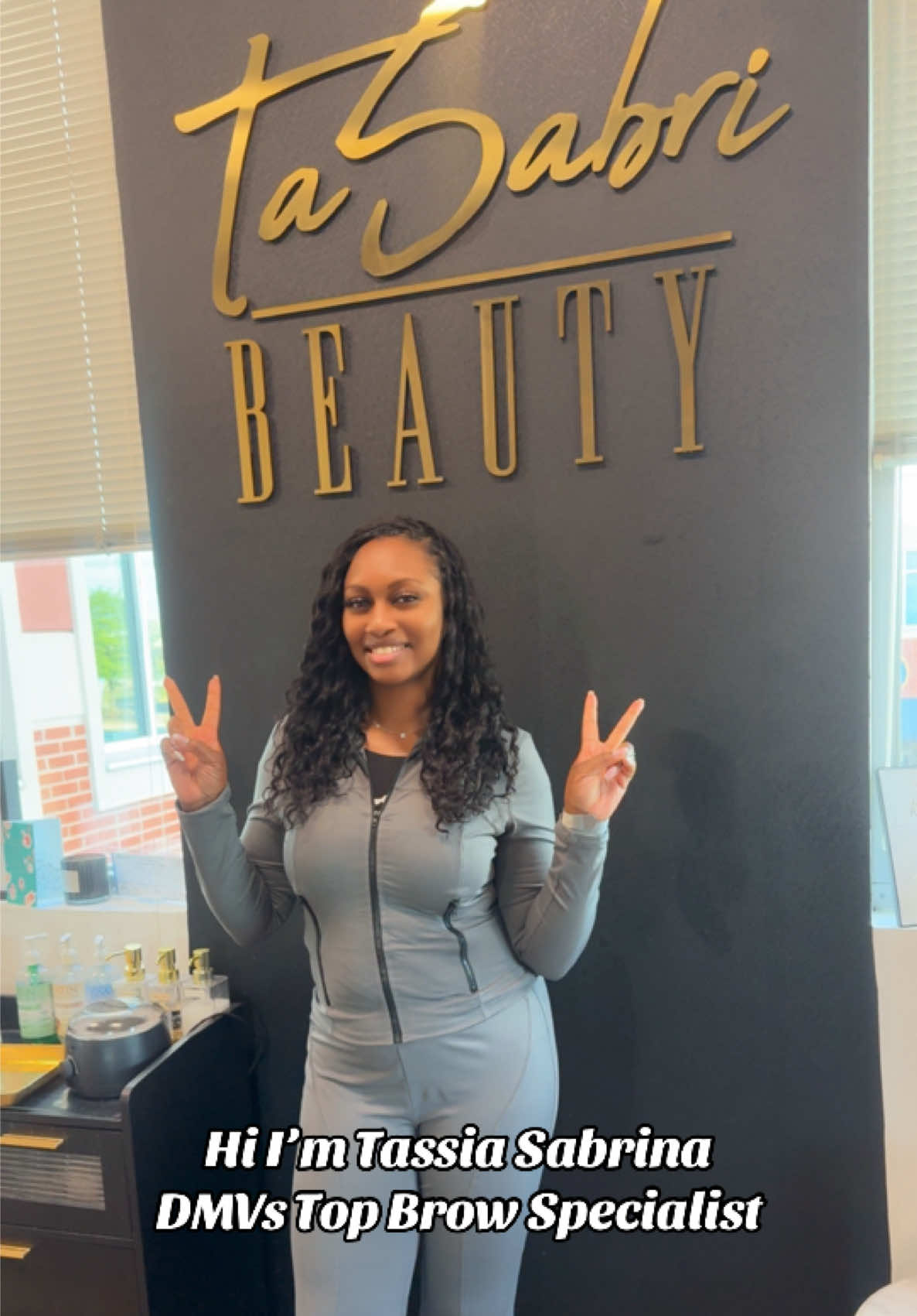 @DMV Master Brow Specialist