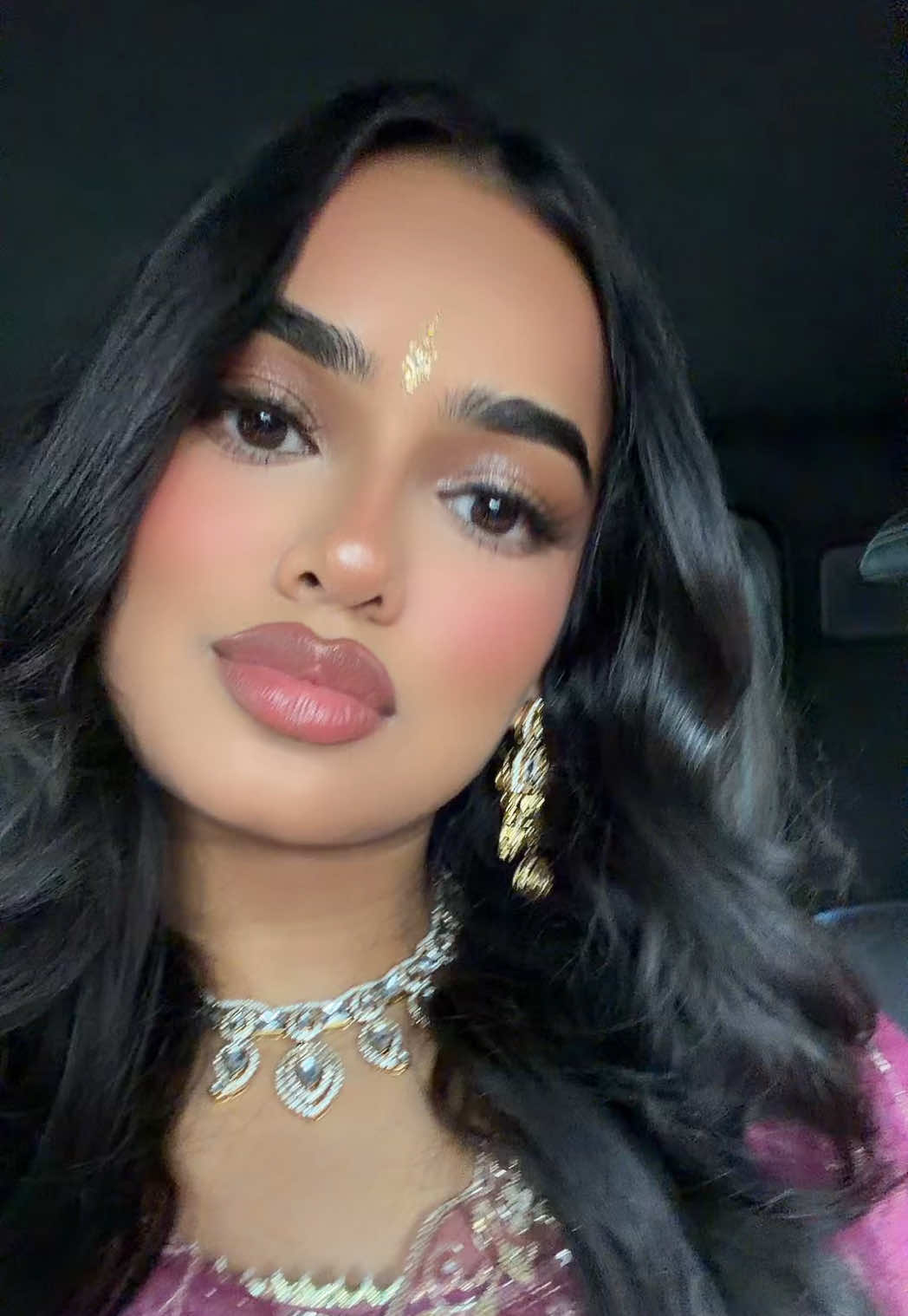@anuubaee