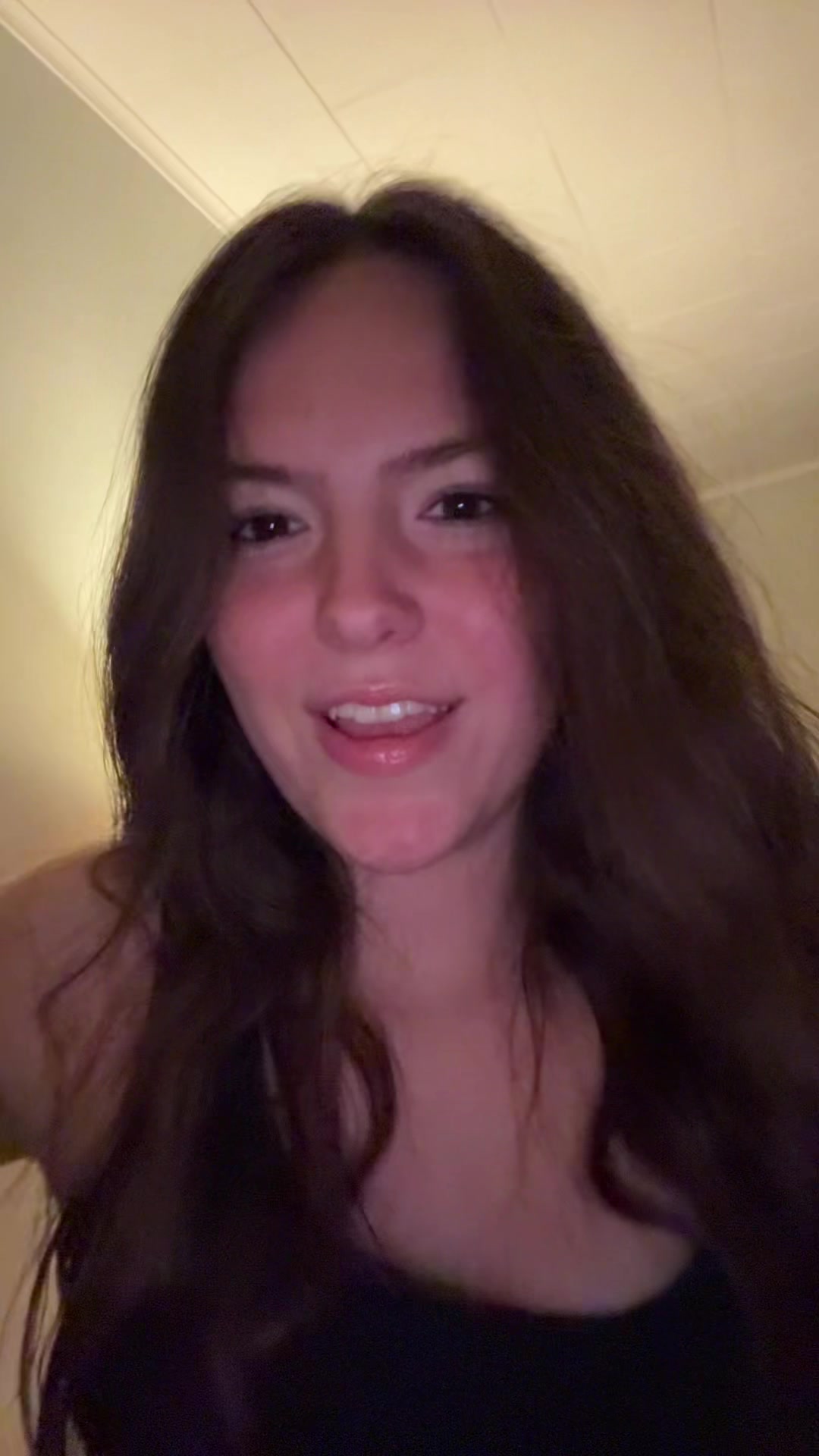 @Ava