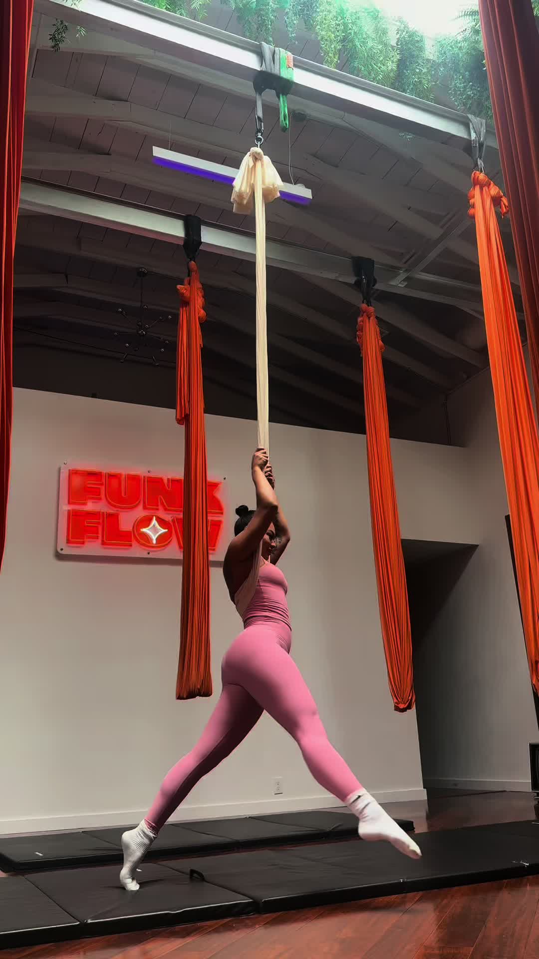 @aliyanamcdaniel